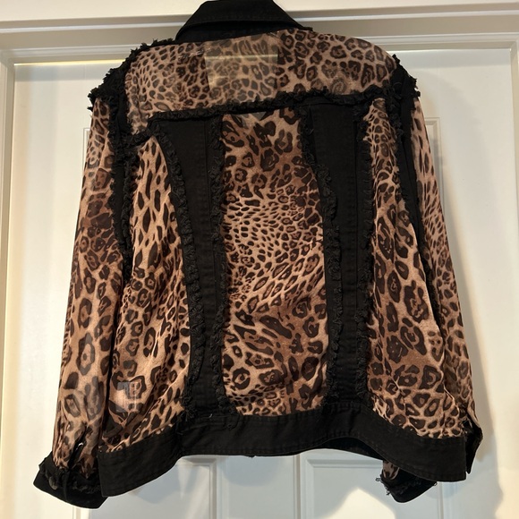 AZI denim jacket with sheer animal print panels - Picture 5 of 5